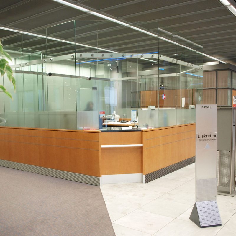 Empfangsbereich Einrichtung – Tischlerei Aachen